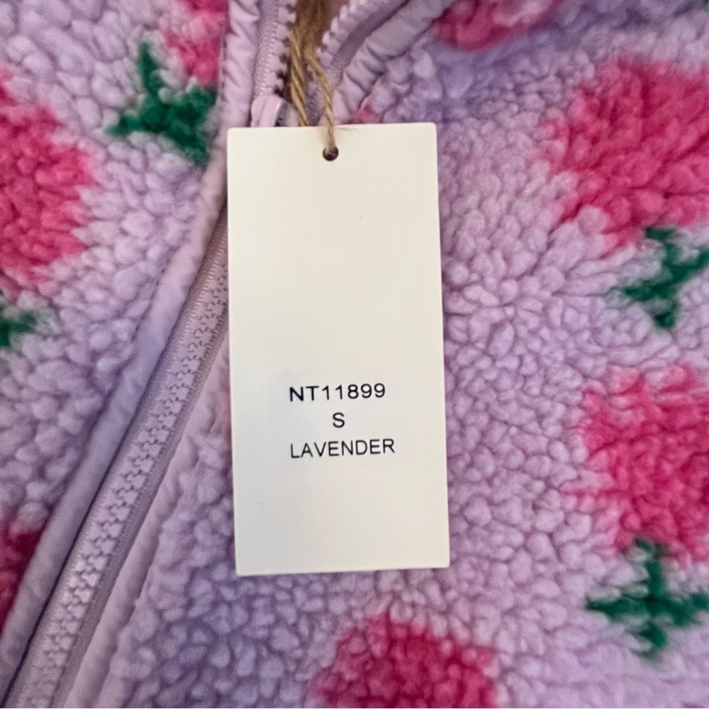 NWT New In Lilac Fleece Jacket with Pink Floral Pattern Oversized Size Small - Picture 7 of 12